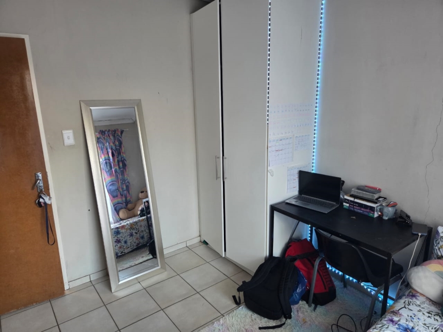 8 Bedroom Property for Sale in Brandwag Free State